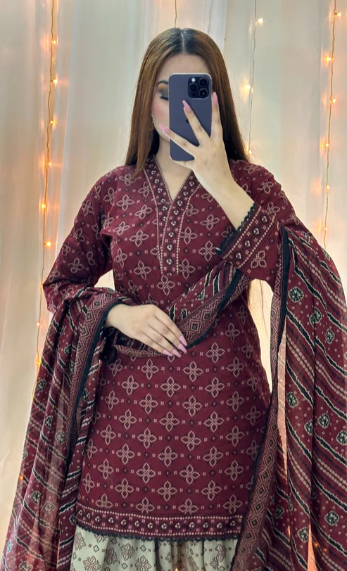 Zarqaa Pret Farshi Shalwar 3 Piece Dhaga Pret